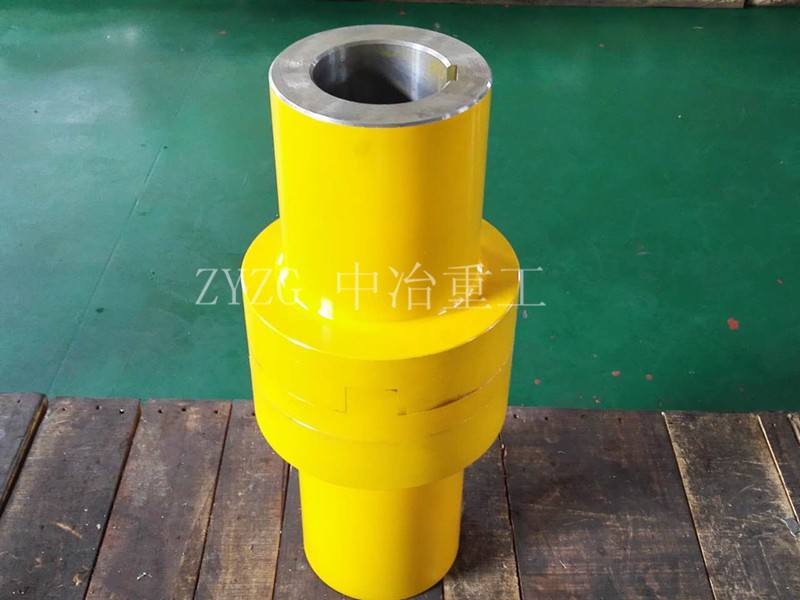 连轴器两根转轴运行带有光滑装置